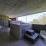 Résidence Moderne Avec Jacuzzi