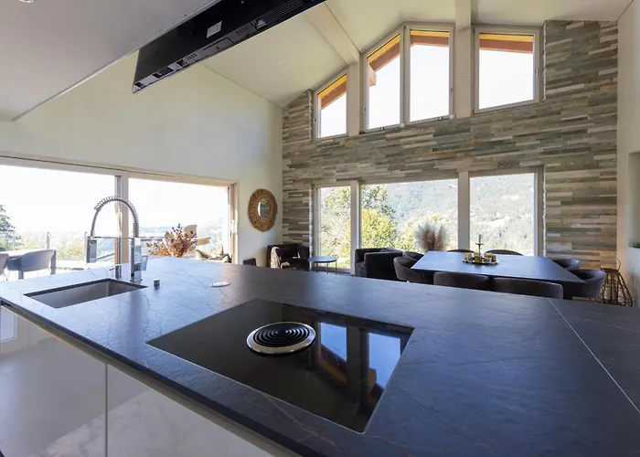 Daire Moderne Avec Jacuzzi