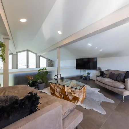 Lejlighed Moderne Avec Jacuzzi