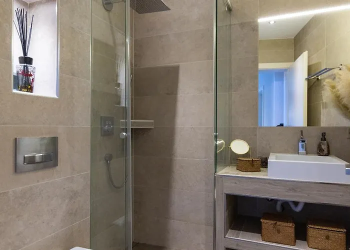 Résidence Moderne Avec Jacuzzi Icogne